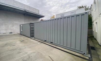 NEUER 20-FUSS-VERSANDCONTAINER MIT TÜR UND FENSTER